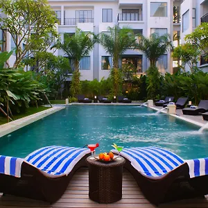 https://umalas-hotel-and-residence.ubudhotelsnow.com