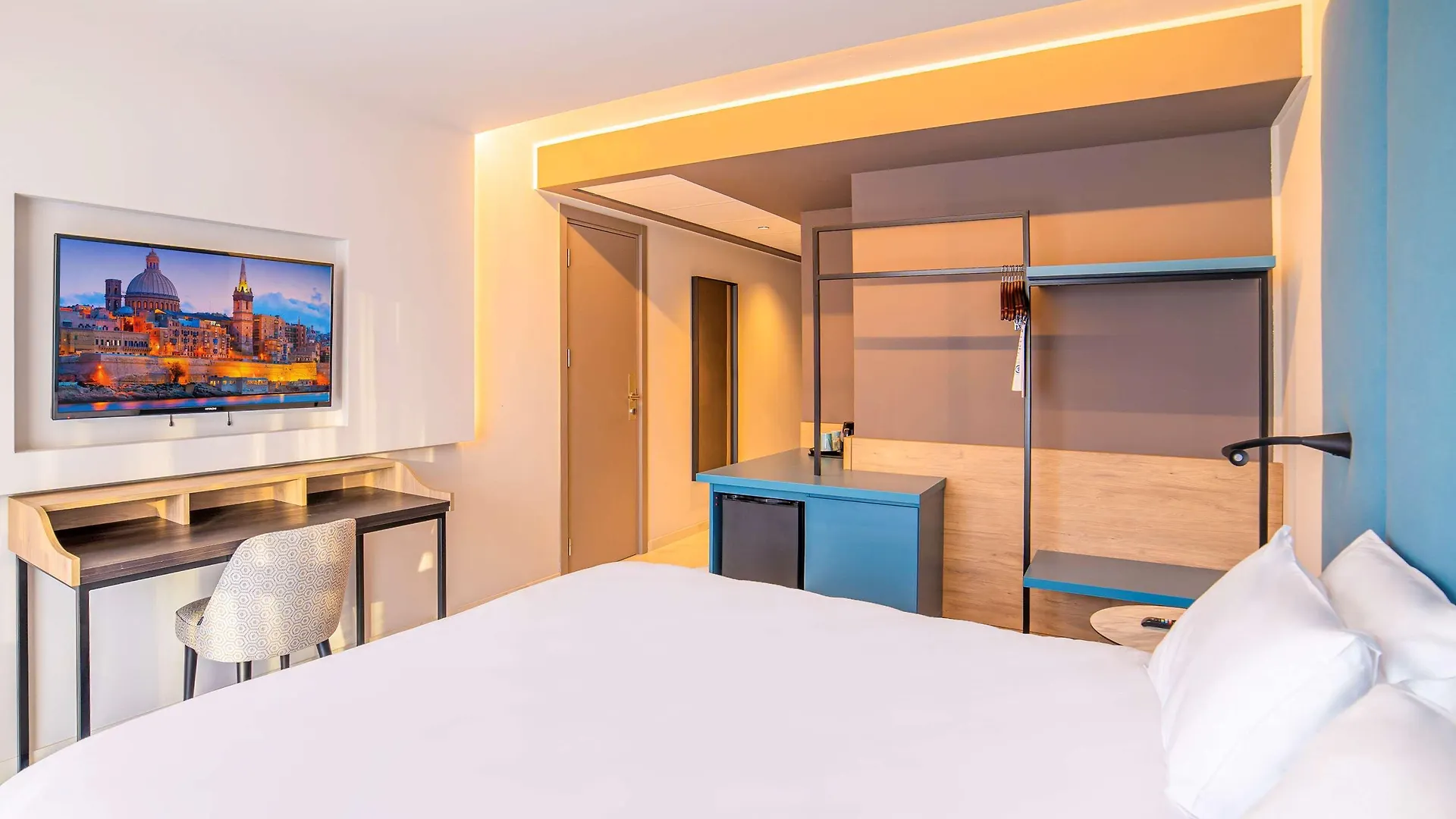 Hotel Mercure St. Julian'S Malta